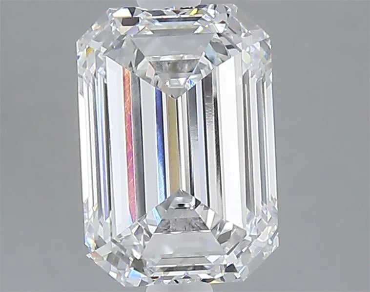 2.01ct Emerald Lab Grown Diamond (Colour E, Clarity VVS2, IGI Certified)